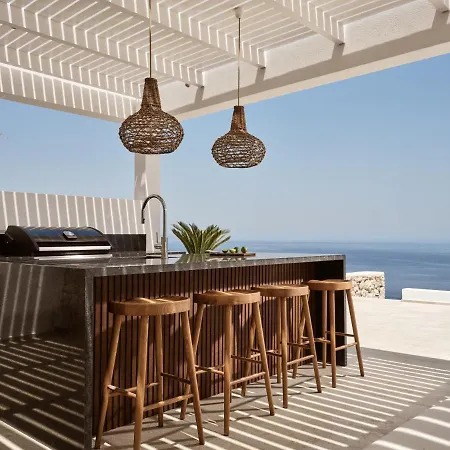 Kyanos Villa